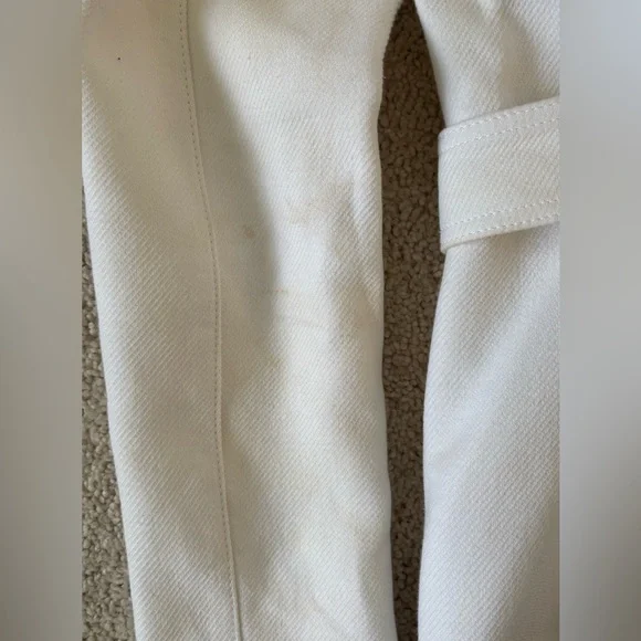 NWT Women's Burberry White Double-Breasted Coat